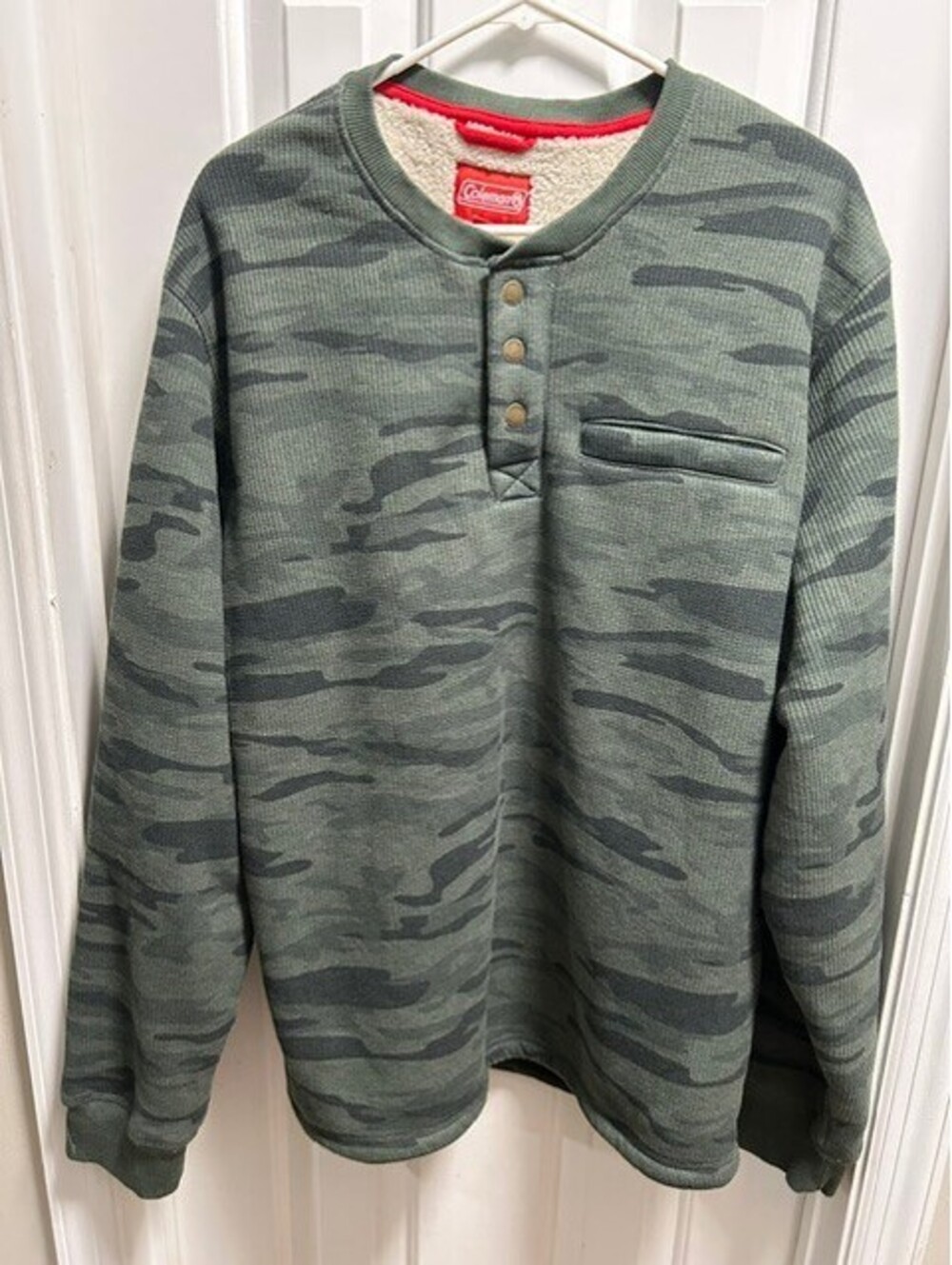 Coleman Men's XL Green Camouflage Henley Pullover with Sherpa Lining